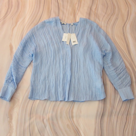 NEW! Vince Crinkled Satin Long Sleeve Double V-Neck Blouse Blue XS - Picture 8 of 16